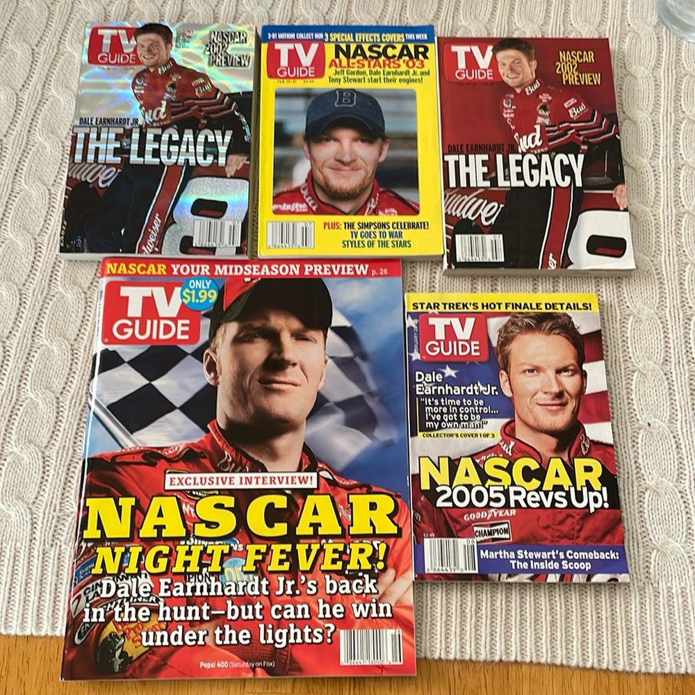NASCAR Dale Earnhardt Jr lot of 5 tv guides. 2002-2006 great condition intact